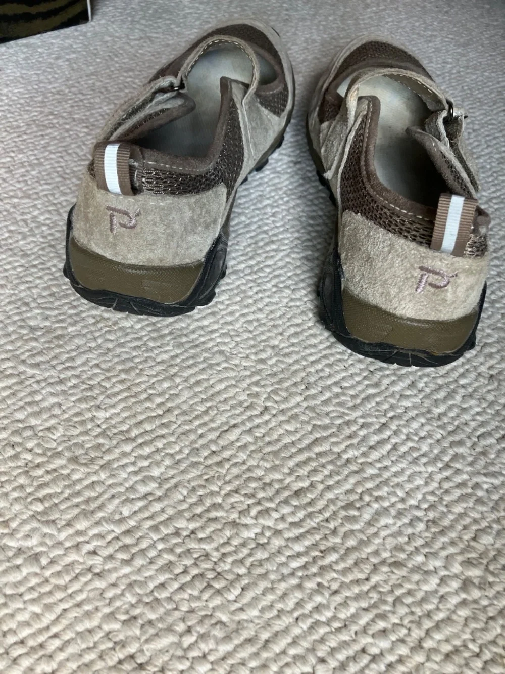 7 M Propet Mary Jane casual walking shoes